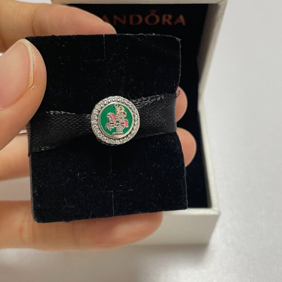 Pandora Merry Christmas Charm Bead - Picture 2 of 5